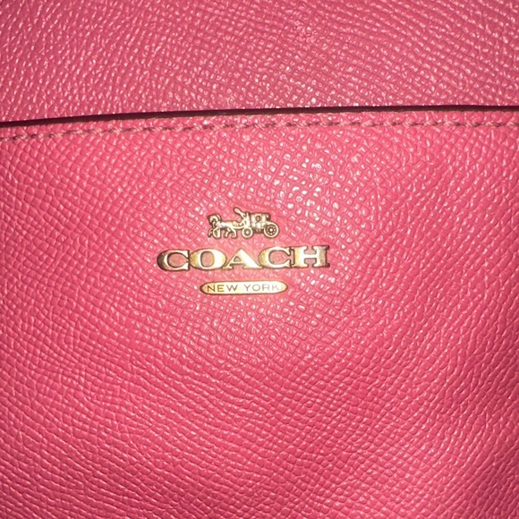 Coach Handbags - Coach Pink Textured Leather Bag